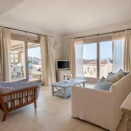 Hotiday Liscia Di Vacca 3* Porto Cervo